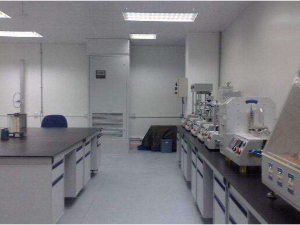 恒溫恒濕實驗室空調系統